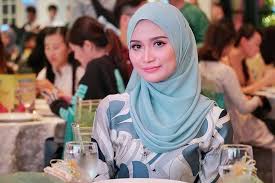 Please like and share this video! Video Dia Kalau I Tak Suap Dia Tak Makan Sheila Rusly Suap Ayda Jebat Satkoba Press