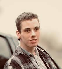 Lonnie Jay's Instagram, Twitter & Facebook