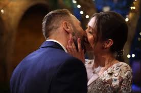 В пятницу, 21 мая, во время финального выпуска популярного шоу холостяк 11 главный герой проекта михаил. Vsyo Kak V Skazke Urozhenka Krivogo Roga Pobedila V Shou Holostyak 10 Vidkritij