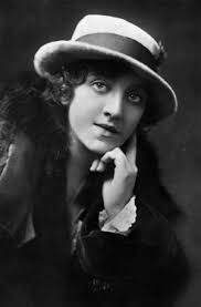 Image of Mary Wigman (b/w photo)