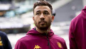 وسجل محمود حسن تريزيجيه هدف أستون فيلا الوحيد في الدقيقة 21 من ضربة حرة مباشرة لينقض عليها ويضعها من بين أقدام أليسون حارس ليفربول، بينما أحرز أندرو روبرتسون. ØµØ­ÙÙŠ Ø¥Ù†Ø¬Ù„ÙŠØ²ÙŠ ÙŠÙ†ØªÙ‚Ø¯ ØªØ±ÙŠØ²ÙŠØ¬ÙŠÙ‡ Ø±ØºÙ… ØªØ£Ù„Ù‚Ù‡ Ù…Ø¹ Ø£Ø³ØªÙˆÙ† ÙÙŠÙ„Ø§ Ù†Ø³Ø§Ø¦Ù… Ù†ÙŠÙˆØ²