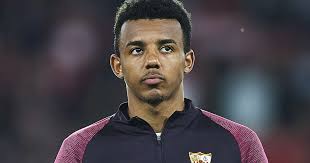 Jun 26, 2021 · united are said to have begun formal talks, but a bargain seems to be out of the question and that is down to a clause in kounde's contract. Fc Barcelona Beobachtet Wohl Jules Kounde Transfer Des Sevilla Verteidigers Erst 2021