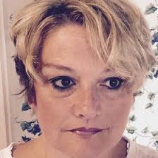 Dana Craddock's Instagram, Twitter & Facebook