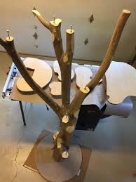Si Vous Avez Un Chat A La Maison Cette Astuce Risque De Lui Faire Plaisir Il Vous Suffit D Une Br Fabriquer Arbre A Chat Arbres A Chat Maison Arbre A