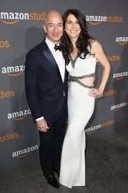 Mackenzie scott is a philanthropist, writer, and former wife of jeff bezos. Lea Mackenzie Scott Net Worth 2020 Here S How Much Jeff Bezos Ex Wife Earns En Linea