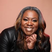 Jennifer Carner's Instagram, Twitter & Facebook