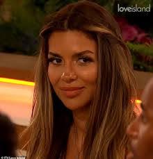 Kim Varley's Instagram, Twitter & Facebook