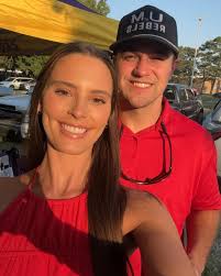 Laci Bishop (@spacey_laci) • Instagram photos and videos