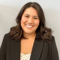 Laurie Reinhardt's Instagram, Twitter & Facebook