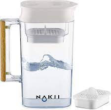 Nakii Water Filter Pitcher - Long Lasting 150 Gallons, Supreme Fast  Filtration and Purification Technology, Removes Chlorine, Metals & Fluoride  for Clean Tasting Drinking Water, WQA Certified,