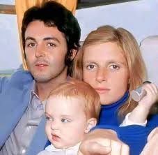 Paul McCartney and his daughter Stella at the Rock & Roll Hall Of Fame,  1999.