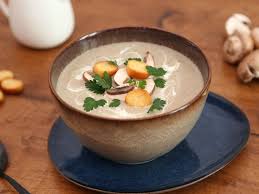 Soupe De Champignons Recette En 2020 Soupe Champignon Veloute Champignon Recettes De Cuisine