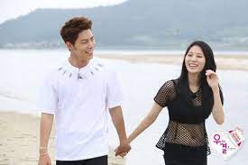 Watch online and download we got married: We Got Married Jonghyun Is So Shy Seeing Yura In A Facebook