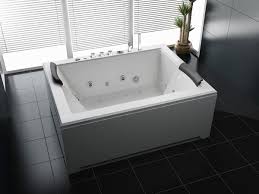 Es gibt wirklich nichts schöneres, als nach einem langem arbeitstag oder einer anstrengenden shoppingtour nach hause zu kommen und sich ein warmes bad in die whirlpool badewanne für 2 personen einzulassen. Whirlpool Badewanne Torino 180 X 142 X 74