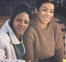 Keyshia cole's niece zayya henderson shared the sad news on her social . 6 8i 4aorifbm