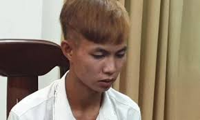 Nghịch tử giết mẹ bằng hàng chục nhát dao nhưng lại xin được sống để 'phụng  dưỡng cha'