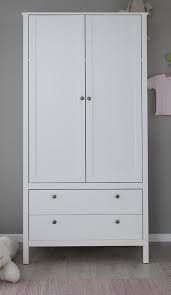 Wenn aus einem kinderzimmer ein jugendzimmer werden soll, dann müssen auch neue möbel her. Kinder Und Jugendzimmer Kleiderschrank Ole Kaufland De