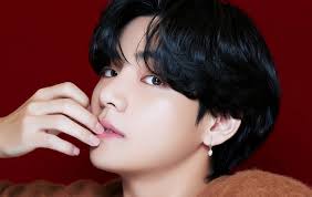 Jungkook and v look alike. Bts V Relationship Status 2021 Here S The Truth About Tae Hyung And Kim Yoo Jung Dating Rumors Kpopstarz