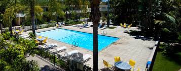 Located near the beach, santa barbara inn is in santa barbara's east beach neighborhood. Santa Barbara Hotel Lemon Tree Inn