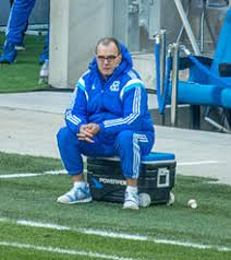This is how she spent her last day in vegas. Marcelo Bielsa Wikipedia