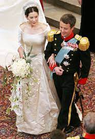 The romance began in 2000 when mary donaldson met the heir to one of europe's. Royal Wedding Dress From Kate Middleton To Princess Mary Royal Gown Pictures Express Co Uk