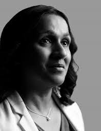 Gina Stephenson's Instagram, Twitter & Facebook