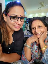 Can so.eint tell what can I do of kacchi or gilli haldi?