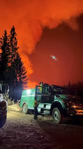 Near the caldor fire, derek shaves and tracy jackson were helping their friend salvage food and other supplies from the grizzly pub & grub, a business in the evacuation zone that wasn't touched by the. Caldor Fire Explodes In Size In El Dorado County Kqed