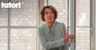 Ein sonntagabendkrimi aus albernen frauenbildern. Du Gehorst Mir Tatort Ard Das Erste