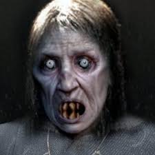 Granny es un siniestro juego de terror en primera persona en el que te encuentras atrapado en una gran casa. Abuela Asustadiza Los Juegos De Terror Apk