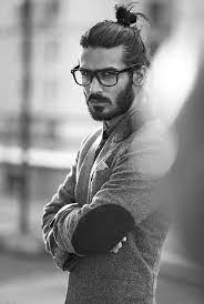 Cute Nerd Hairstyles For Boys 18 Hairstyles For Nerdy Look Man Bun Hairstyles Bun Hairstyles Long Hair Styles Men
