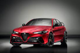 Welcome to alfa romeo giulia fan page **giulia's universal home!!!** Weniger Gewicht Mehr Fahrdynamik Das Sind Alfa Romeo Giulia Gta Und Gtam Trackdaysport
