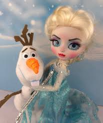 Custom Pullip Elza inspired by Frozen by Artforlovingheart Dolls