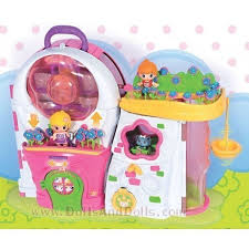 La casa encantada de pinypon es el mágico hogar donde viven la brujita halia y su murciélaga lola. Pin Y Pon House Of The Flowers Dollsanddolls Collectible Dolls