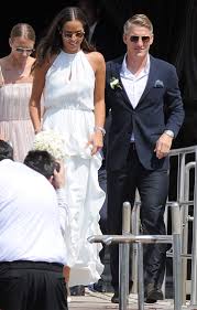 Scopri ricette, idee per la casa, consigli di stile e altre idee da provare. Wir Wissen Wo Ihr Anas Hochzeitskleid Kaufen Konnt Und Es Ist Richtig Gunstig