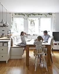 Ikea Deutschland Agam Ermoglicht Dem Kind Die Richtige Sitzhohe Am Esstisch Kuchentisch Mit Bank Haus Kuchen Wohnzimmer Inspiration