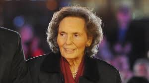 Never miss another show from anna bourbon. Bourbon Anna Parmai Hercegno Hir Ma