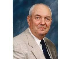 Isaac Knutson's Instagram, Twitter & Facebook