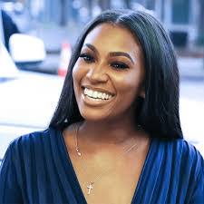 Keshia Dennis's Instagram, Twitter & Facebook