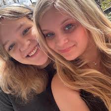 What moment from Gilmore Girls made you want to yell at Rory through the  screen?