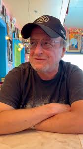 When the waiter at @chuysrestaurant ask’s you if you want more creamy  cilantro dip with the chips 😂🌮 We are back in Nashville today for a  private event and then