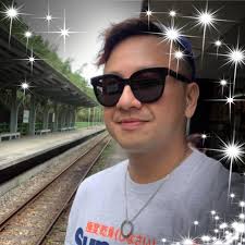 PCHome 24h購物真的死了，兩個24小時都過了。聯繫線上文字客服，足足排隊等了超過30分鐘，得到答案是1111量大。  但這個查詢結果一看就是貨件到分貨中心就迷航了。我倒是要看看還要等多久。 看起來