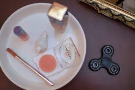 Simple Storage: Make DIY Lazy Susans from Old Fidget Spinners