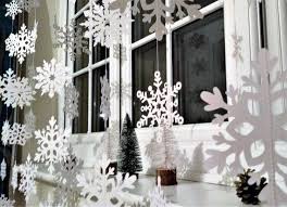 Snowflake Garland White Christmas Garland Holiday Window Etsy White Christmas Garland Holiday Window Display Holiday Garlands