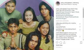 Siapa yang tak mengenal duta sheila on 7? Siapa Bisa Tebak 5 Foto Jadul Musisi Tanah Air Ini Matamata Com