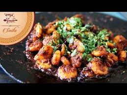 Tawa Kolambi Masala Spicy Prawns Fry Maharashtrian Style Recipe By Smita Deo In Marathi Youtube Prawns Fry Spicy Prawns Masala Recipe