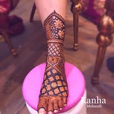 Pin By Ayesha Shaikh On Mehndi Designs Latest Bridal Mehndi Designs Legs Mehndi Design Mehndi Designs