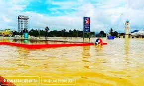 Mb kelantan melawat bandar tanah merah | 30 dis 2014. Banjir Besar Tahun 2014 Info Rakyat Dalam Kelantan Irdk ÙÙŠØ³Ø¨ÙˆÙƒ