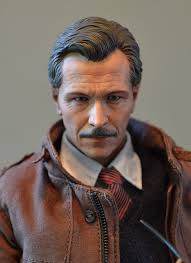 Hot Toys: Batsignal with Jim Gordon and John Blake (MMS275)