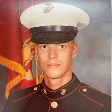 How to attach the display to the ribbon without the clip?